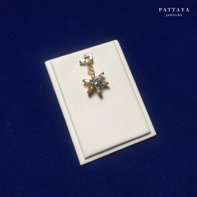 จี้ เพชรสวิส