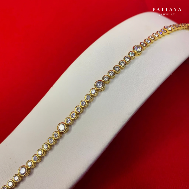 สร้อยข้อมือ ลายเม็ดไข่ปลาเพชรสวิส