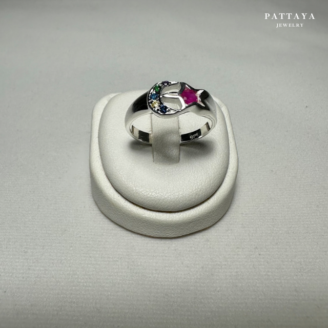 แหวน ดาวเดือน